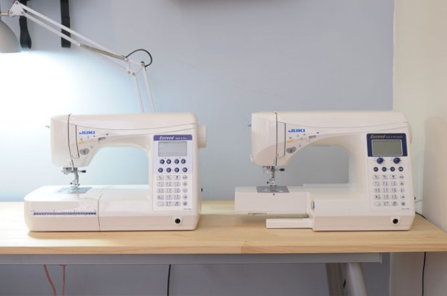 Juki F400 與 F600 縫紉機兄弟合影