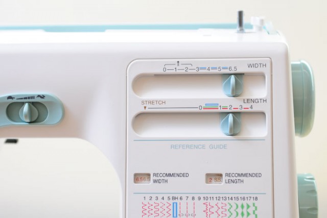 Janome 5031S 針距微調