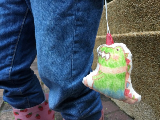 親子玩手作-恐龍小吊飾