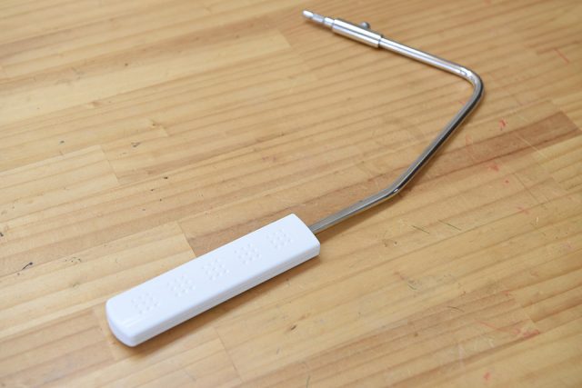 janome1600p-qc 膝抬