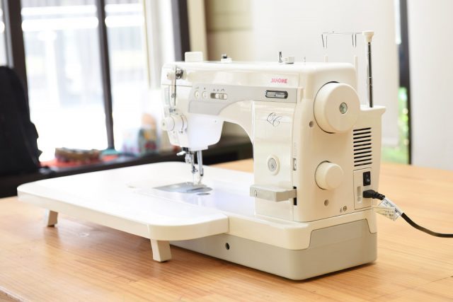 janome1600p-qc