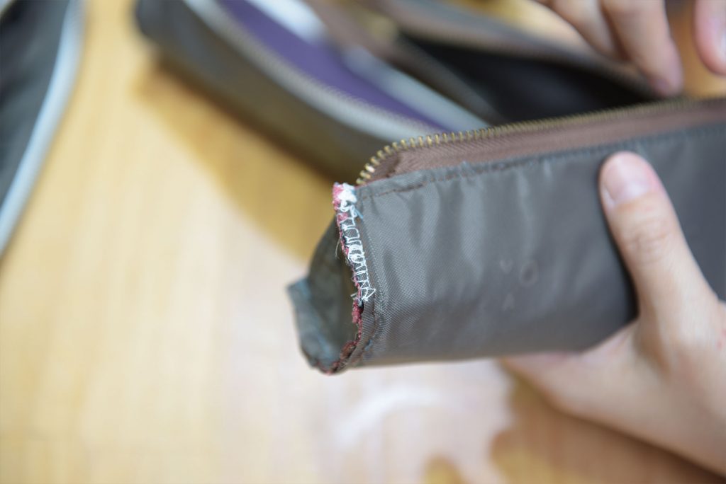 帆布筆袋裡布收邊